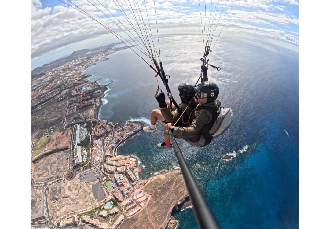 Go Sporting Club - Descubre el sur de la isla desde el aire en parapente